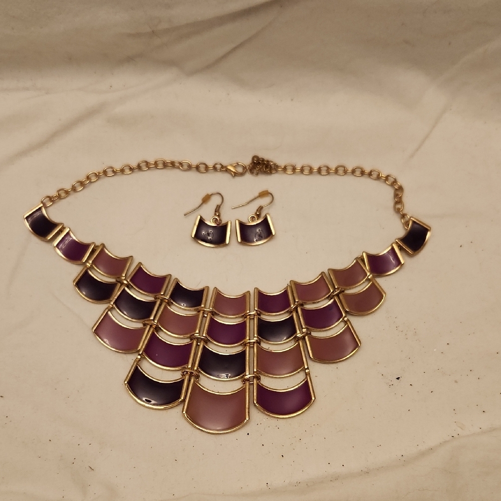 Elegant Gold and Purple Necklace Set